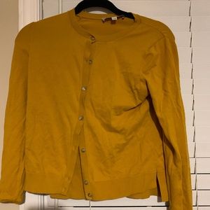 Caridgan, XS, Wrinkled from company/will iron